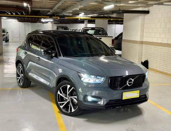 VOLVO XC40 1.5 T5 RECHARGE R-DESIGN GEARTRONIC